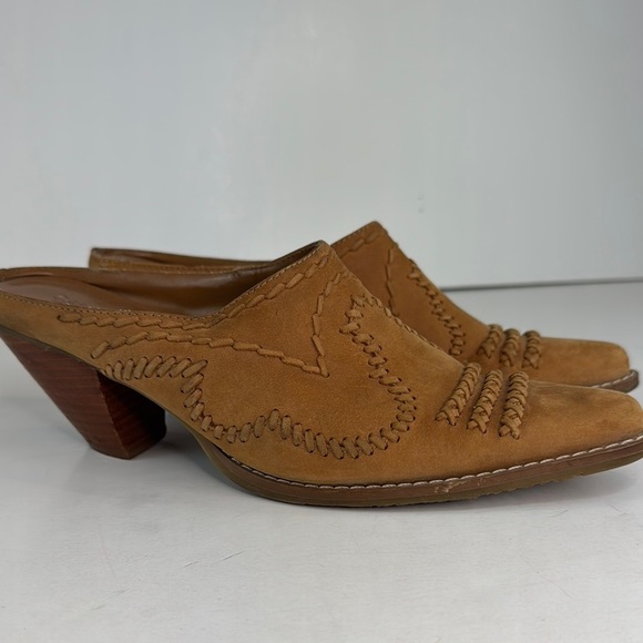COLDWATER CREEK Western Suede Mules Clogs Size 8.5 - Picture 3 of 15